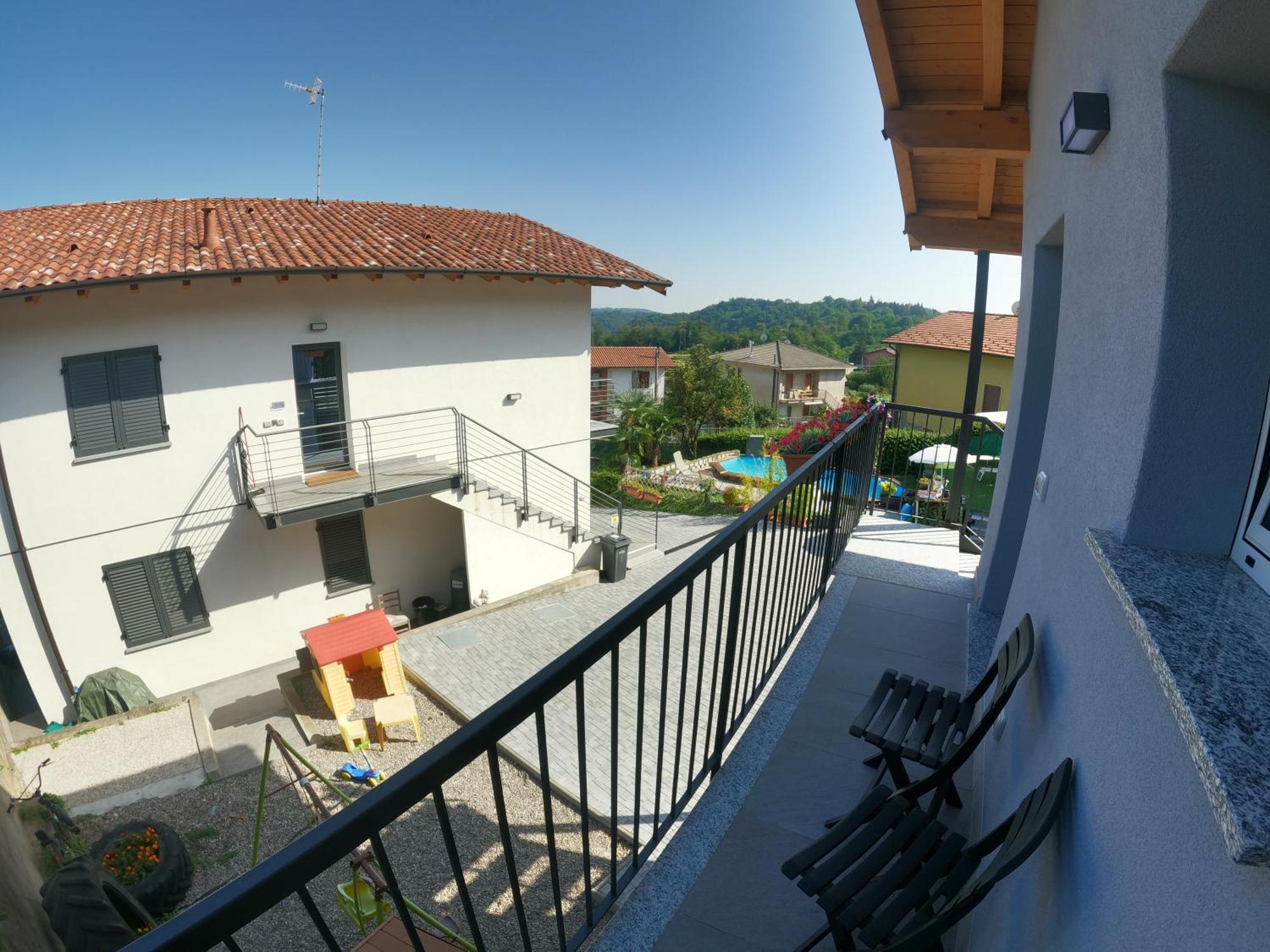 Casa Charlie Arcisate Quarto foto